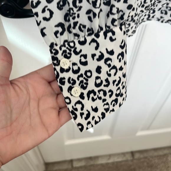 Loft Blouse - Picture 4 of 5